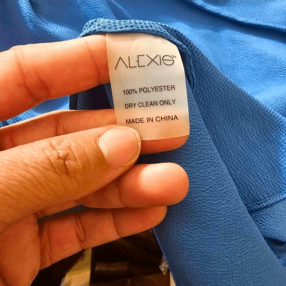 Alexis Blue Mock Neck Cutout Long Sleeve Romper Size Small - Picture 9 of 9